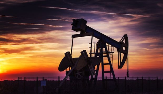 oil well