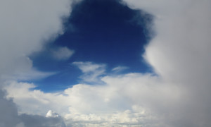 natural background of white curve clouds in blue sky